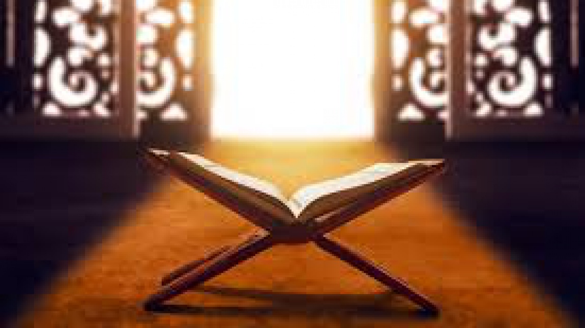 Kuran-ı Kerim'in Ana Konuları ve Muhtevasına Yönelik Öğrencilerimize Seminer 